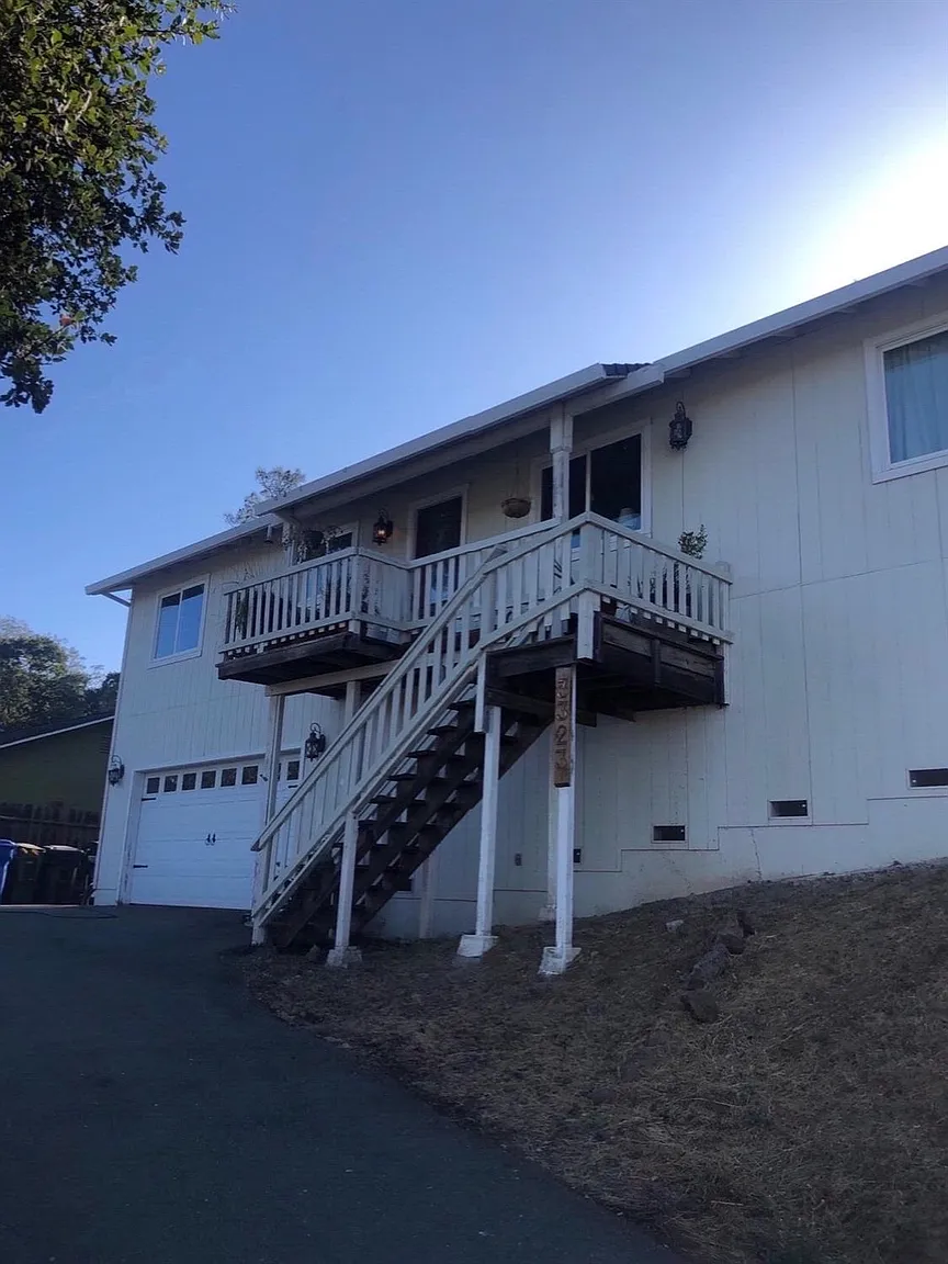 3323 Botfuher Rd photo 1