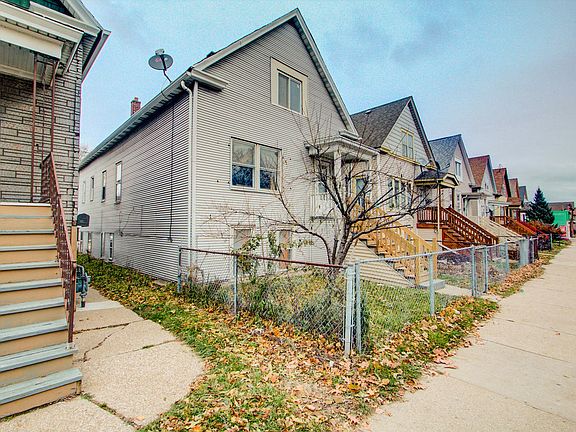 3rd image of 2028 W Lincoln Ave #2030