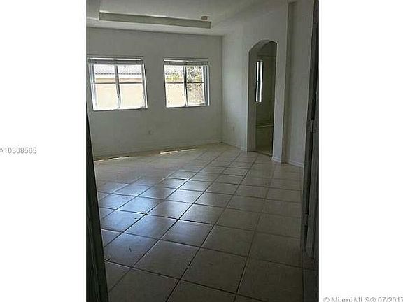 3rd image of 10777 NW 84th Ln #14