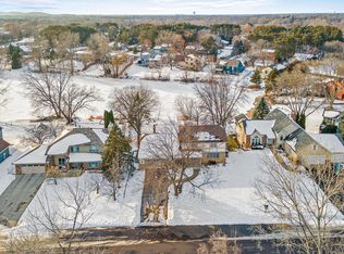 5815 Turtle Lake Rd, Shoreview, MN 55126