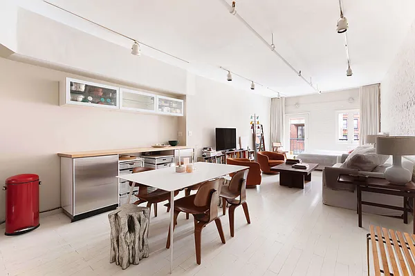 Rented by Compass | media 6