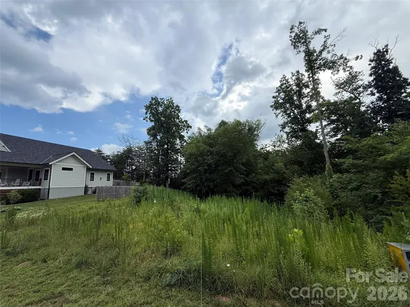 27 Starwood Valley Trl, Arden, NC 28704