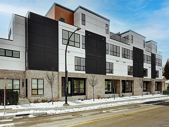 4th image of 1308 Richter St #109