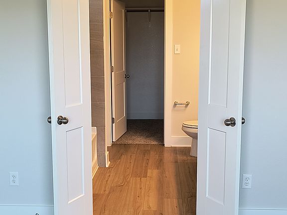 5th image of 8803 Fritz Creek Dr