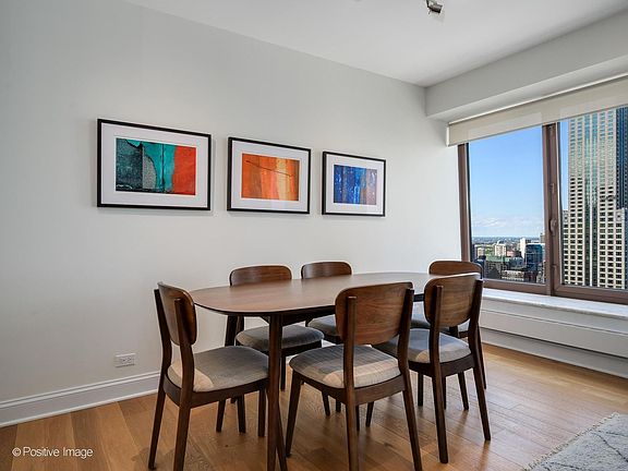 4th image of 161 E Chicago Ave APT 26G