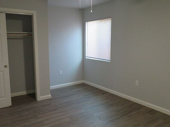 4th image of 601 N Tehama St #9