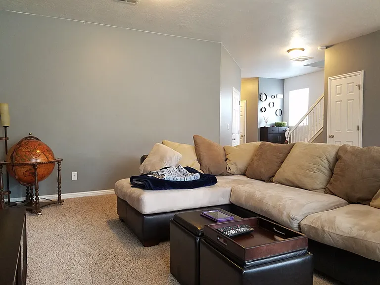 655 N 310 W — Photo 10
