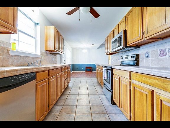 3rd image of 6970 Cornerstone Dr
