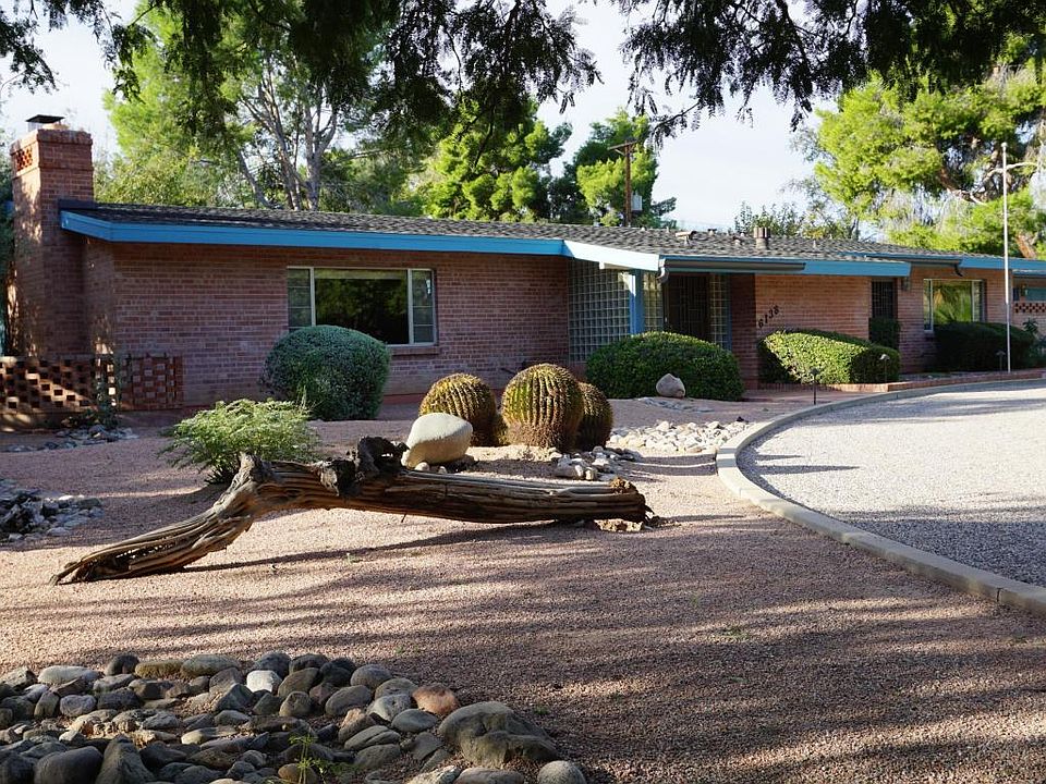 2nd image of 6138 E San Leandro