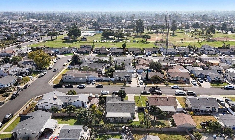 1st image of 7201 El Veloz Way