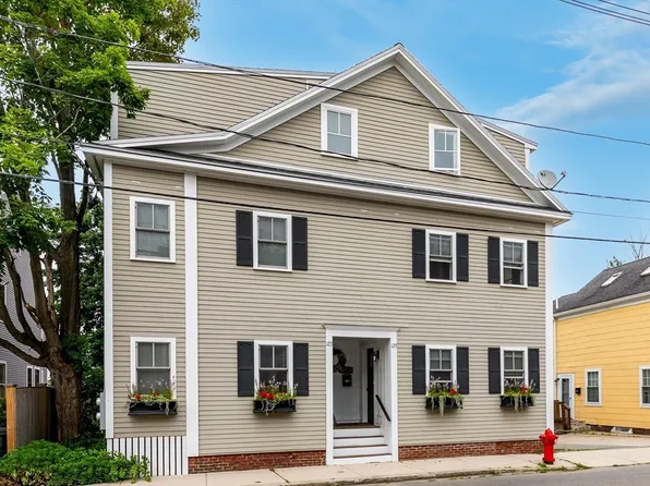 123-125 Water St, Newburyport, MA 01950