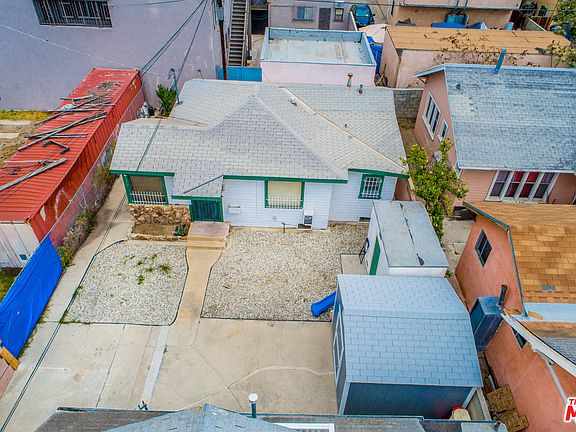 4th image of 737 W 53rd St
