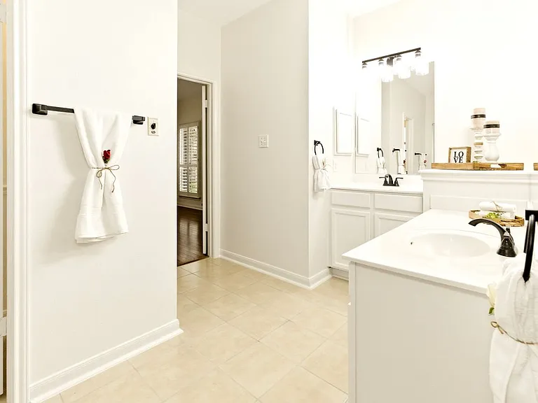 119 Baythorne — Photo 11