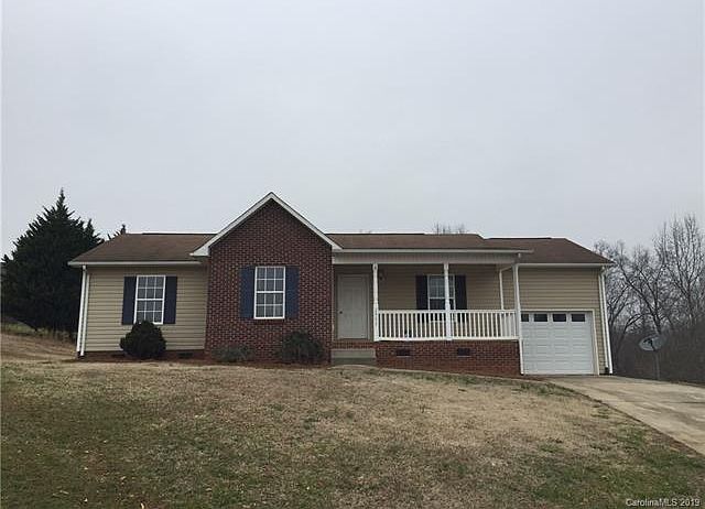 1st image of 2931 Christy Dr