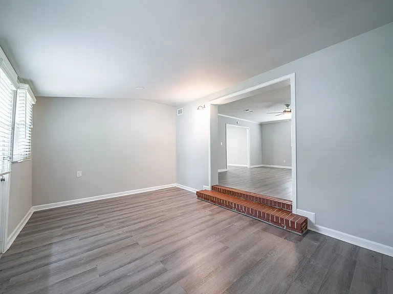 6040 Luna Dr — Photo 6