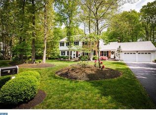 5 Victoria Ct, Medford, NJ 08055
