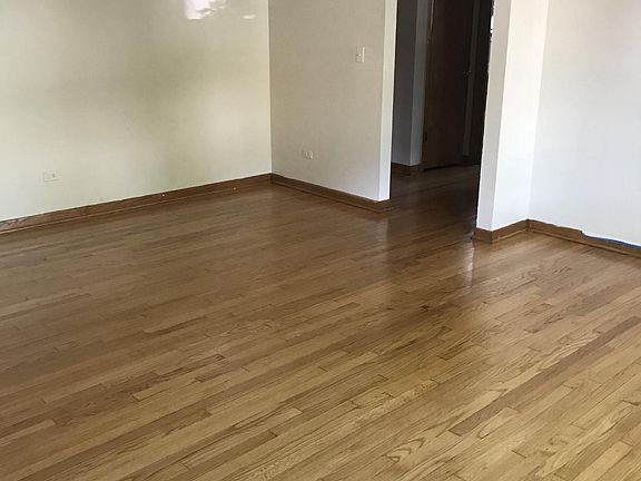 2nd image of 3249 N Keeler Ave APT 1N