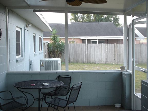 3rd image of 8380 Le Mesa St