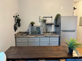 417 Main St #3D, Holyoke, MA 01040