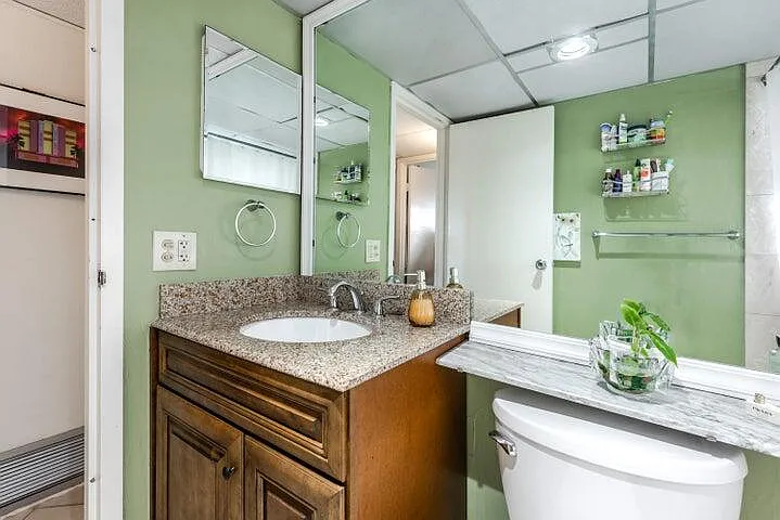 657 Brittany N — Photo 14