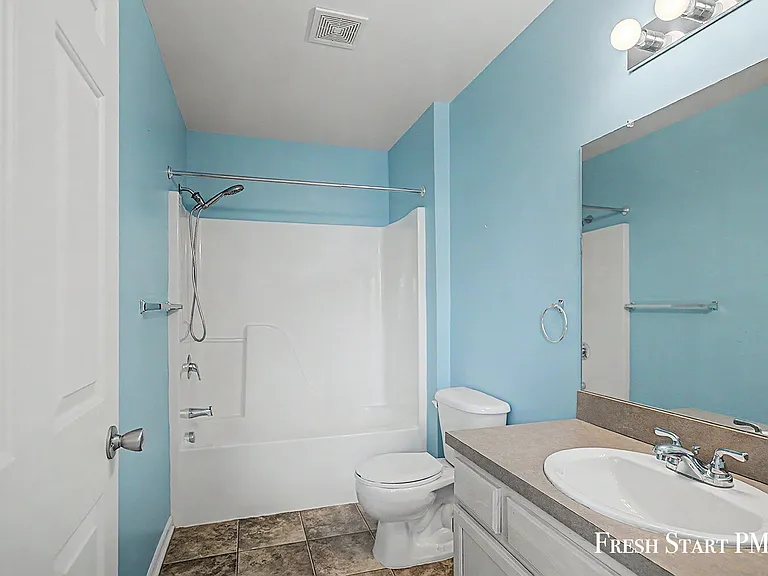 4051 Rivertown Ln SW — Photo 13