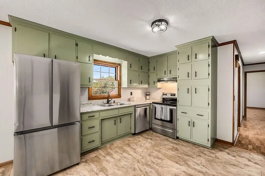 3 bed, 1275 sqft, $1,675 — Photo 4