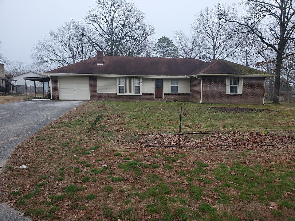 1st image of 7 Kimberly Ln