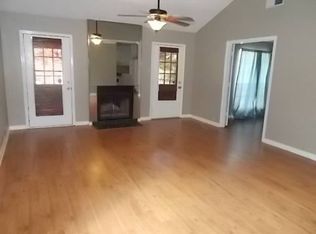 8240 Governor Dr APT 3, Baton Rouge, LA 70820