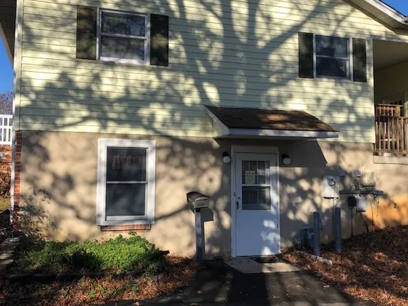 140 Deacon Rd Unit 2, Fredericksburg, VA 22405