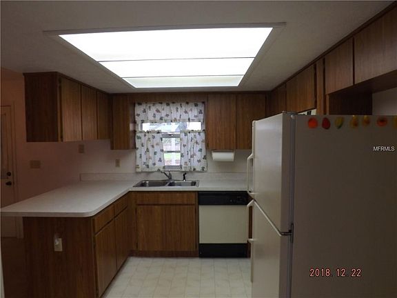 4th image of 707 N Brown St