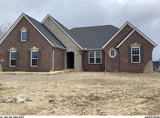 4366 Chickadee Ct, Ann Arbor, MI 48103