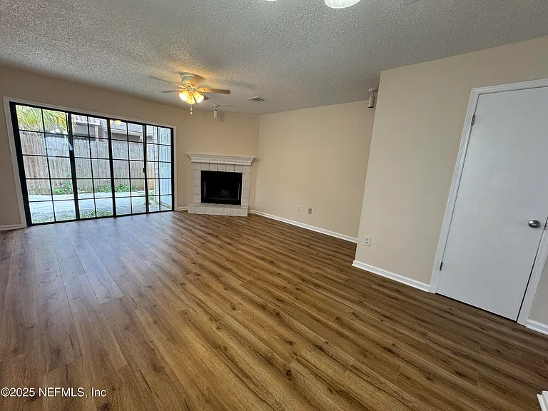 2075 Gail Ave — Photo 20