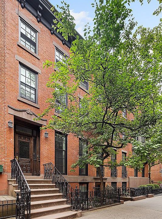 1st image of 145 Clinton St