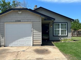 1406 S 108th East Pl, Tulsa, OK 74128