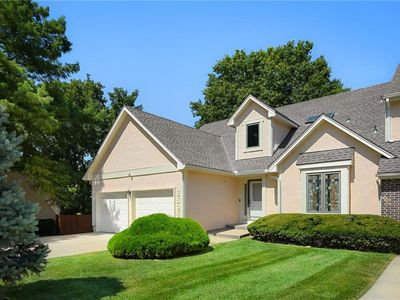 8525 Long St, Lenexa, KS, 66215