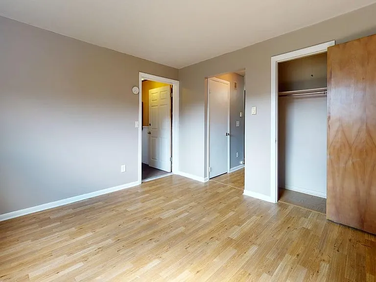 1238 Logan Ave NW — Photo 3