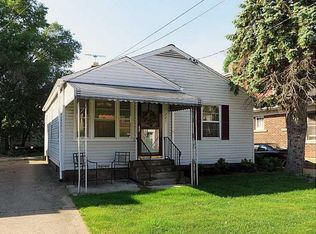 221 Maiden Ln, Erie, PA 16504