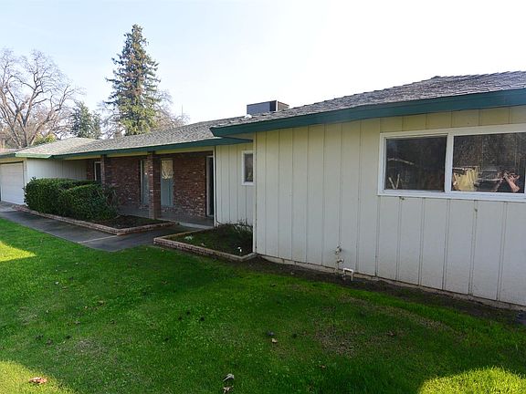 3rd image of 15055 Avenue 313