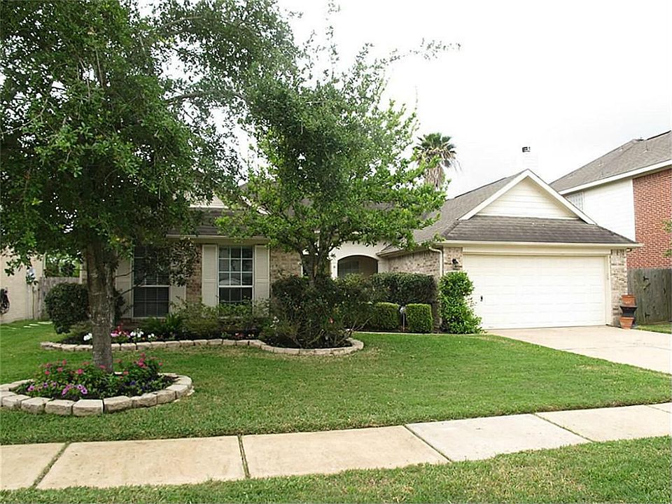 1st image of 16131 Aberdeen Forest Dr