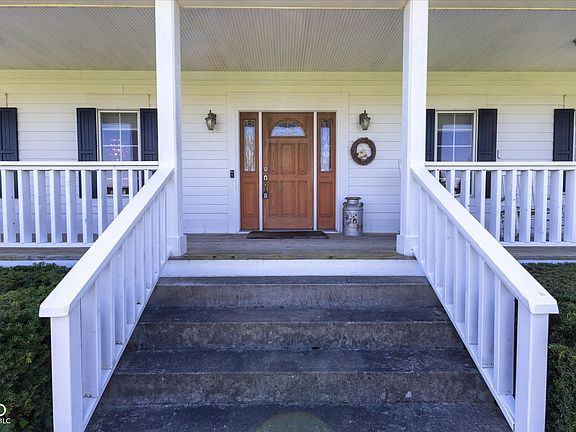 3rd image of 2055 W County Road 650 S