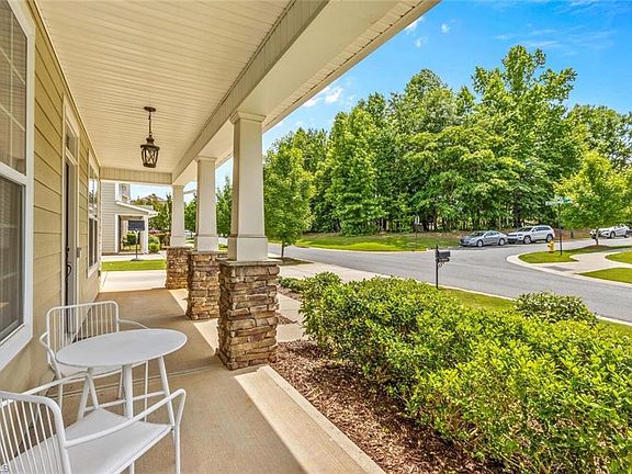 4th image of 9333 Rayneridge Dr