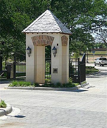 4th image of 5104 Post Oak Trl