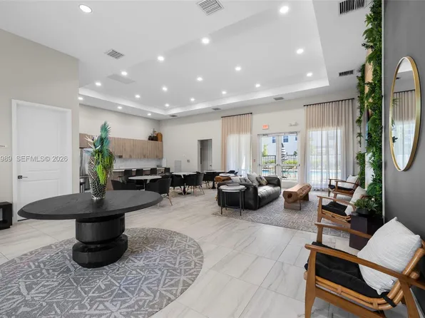 17042 SW 1st St, Pembroke Pines, FL 33027
