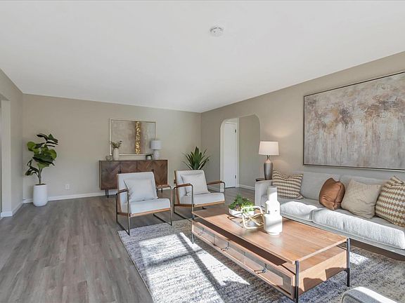 3rd image of 5002 Union Ave #5004