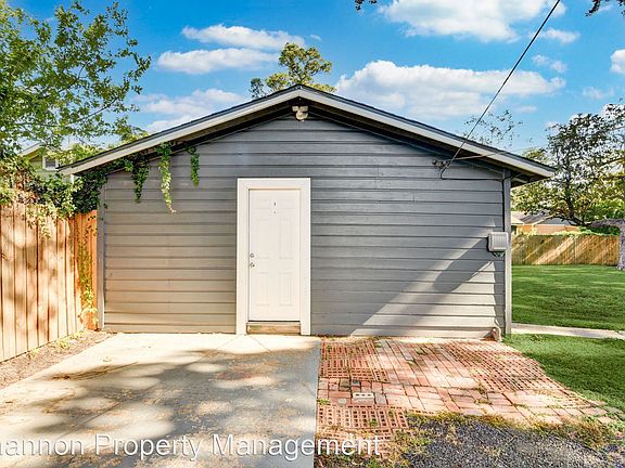 2nd image of 1118 King St Unit B