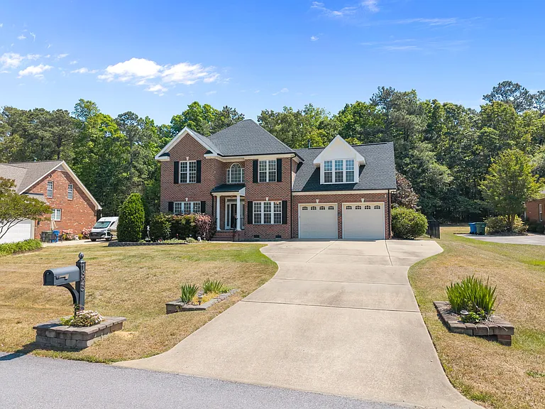 1325 Old Regent Dr — Photo 5