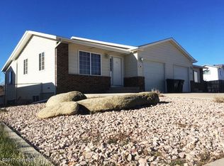 608 Trails Cir, Gillette, WY 82718