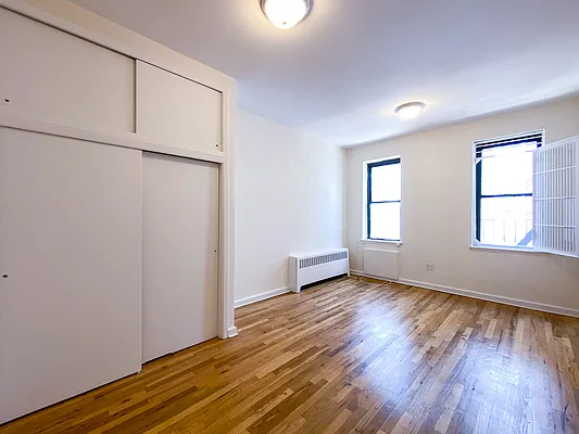 Rented by Compass | media 20