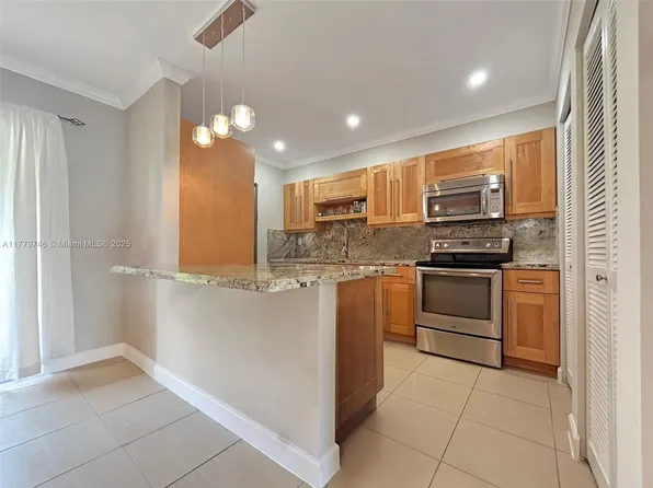 8401 SW 107th Ave APT 176E, Miami, FL 33173