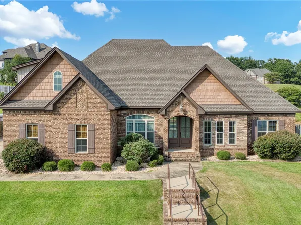 952 Fireside Dr, Prattville, AL 36067